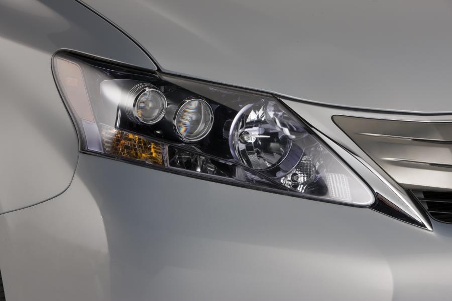  Lexus HS250h 2009 года  (фото 82 из 273)